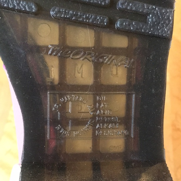 Dr. Martens 8065 Virginia Leather Mary Jane Shoes - Picture 12 of 16